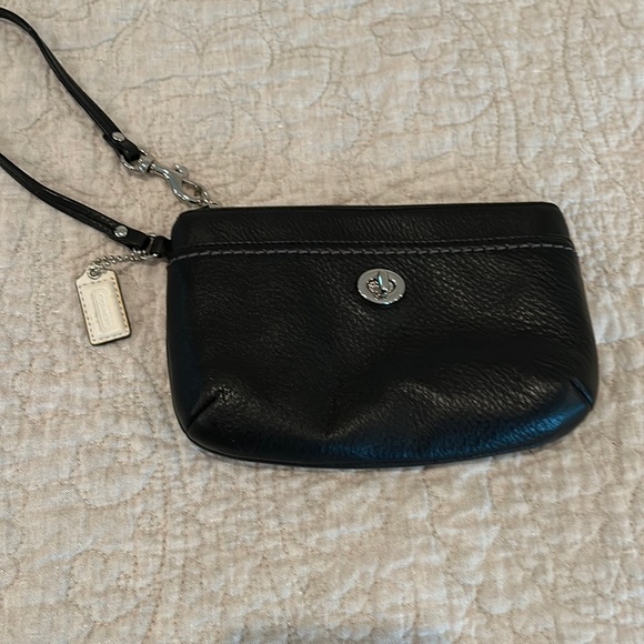 Coach wristlet - Picture 1 of 3
